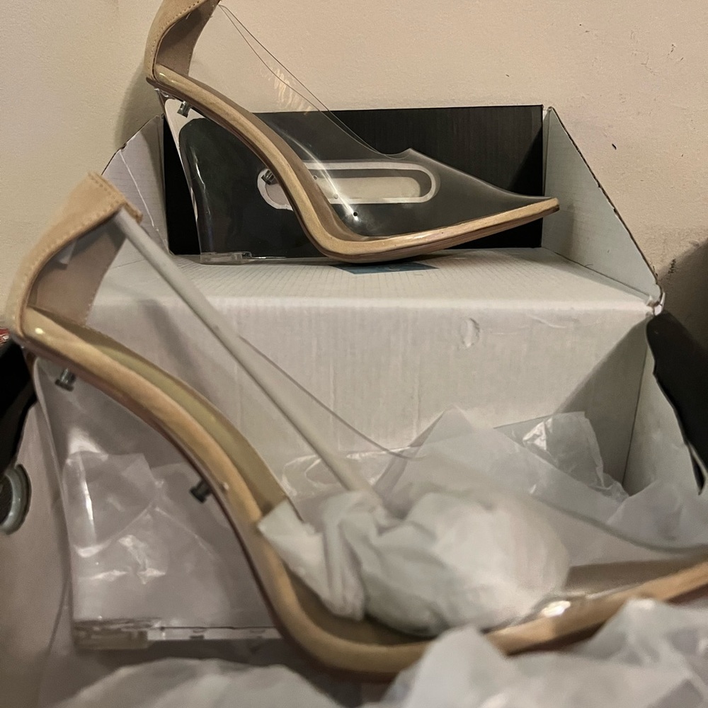 Clear wedges